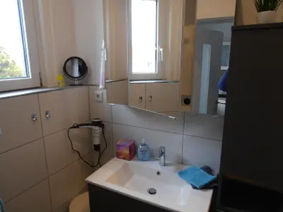 Ferienwohnung zur Rosenkönigin - Waschtisch