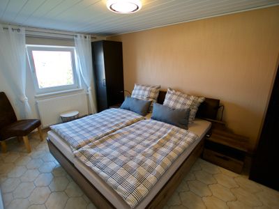 Ferienwohnung Karl-Schlafzimmer mit Doppelbett