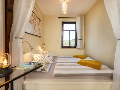Schlafnische im Wohnzimmer