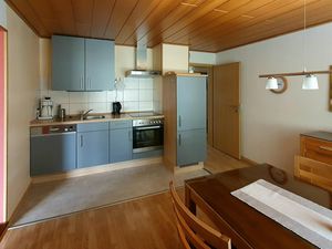 19107862-Ferienwohnung-4-Bad Marienberg-300x225-3