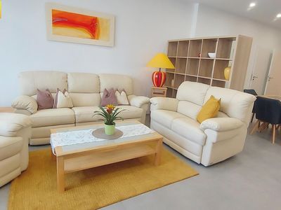 Wohnzimmer Couch TV Essbereich
