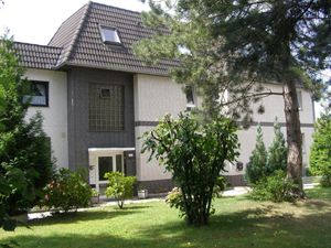 23951534-Ferienwohnung-2-Bad Nenndorf-300x225-0