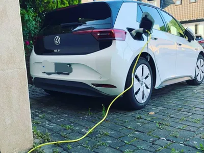 E-Auto Laden