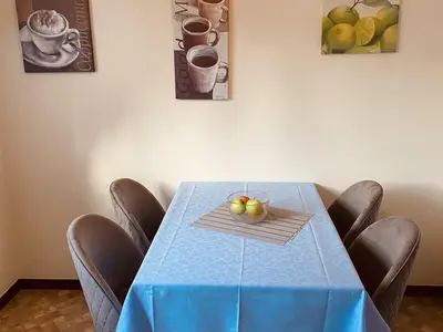Küche2 Wohnung mit Badewanne