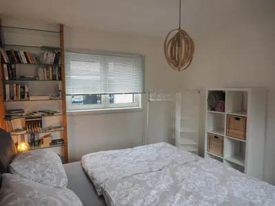 P1166923