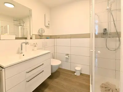 Badezimmer Bild 2025-06-05 um 23.03.36_10775d3c