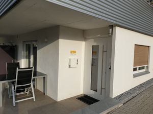 23191423-Ferienwohnung-3-Bad Neustadt an der Saale-300x225-3