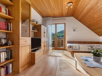 Photo, INSIDE, OUTSIDE