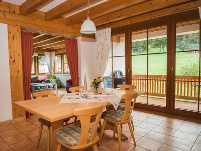 Photo, INSIDE, OUTSIDE