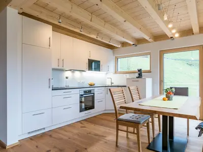 Küche mit Essecke 2