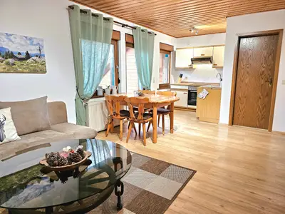 Photo, INSIDE, OUTSIDE