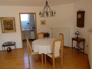 23293731-Ferienwohnung-2-Bad Pyrmont-300x225-3