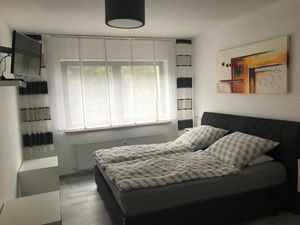 23571743-Ferienwohnung-4-Bad Pyrmont-300x225-5