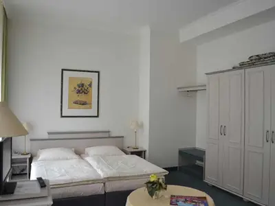 Ferienwohnung für 2 Personen (32 m²) in Bad Pyrmont 4/5