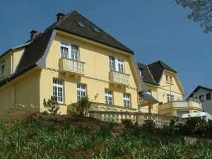 19340558-Ferienwohnung-4-Bad Pyrmont-300x225-0