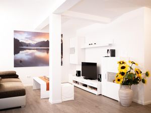 24052863-Ferienwohnung-4-Bad Pyrmont-300x225-1