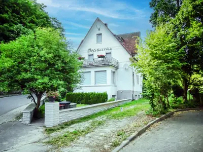 Außenseite Ferienhaus [Sommer]