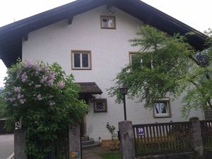 22190335-Ferienwohnung-3-Bad Reichenhall-300x225-0