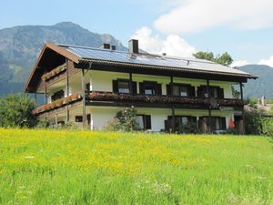 76950-Ferienwohnung-2-Bad Reichenhall-300x225-1