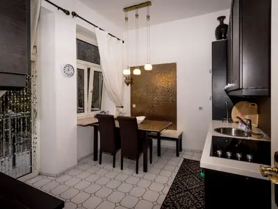 Küche und Essbereich