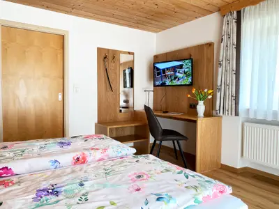 Blick zum Schreibtisch