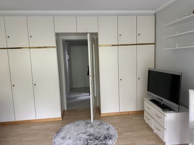 Kleiderschrank