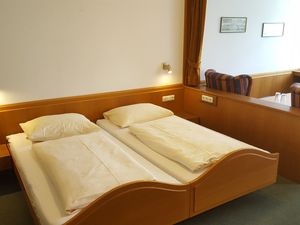 24050334-Ferienwohnung-2-Bad Reichenhall-300x225-5