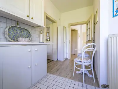 Küche mit kleiner Sitzecke