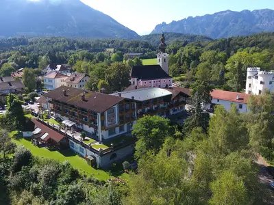 Luftaufnahme Schlossberghof Marzoll