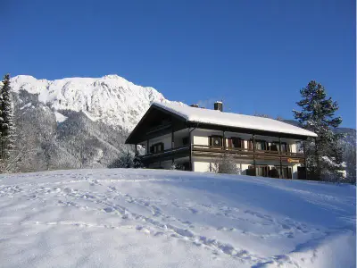 Hausansicht Winter