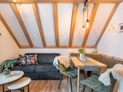 Photo, INSIDE, OUTSIDE