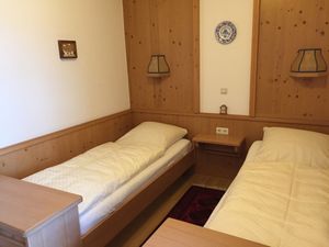 23980530-Ferienwohnung-2-Bad Rodach-300x225-3