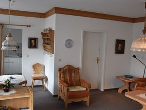 23980520-Ferienwohnung-3-Bad Rodach-300x225-2