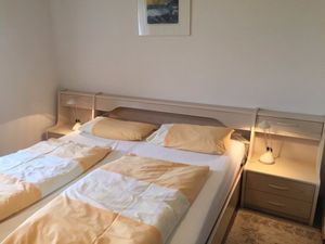 23908525-Ferienwohnung-3-Bad Rodach-300x225-4