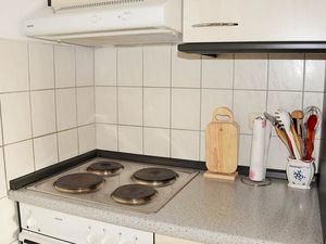 23890033-Ferienwohnung-3-Bad Rodach-300x225-3