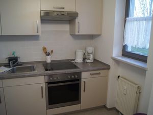 23908528-Ferienwohnung-2-Bad Rodach-300x225-5