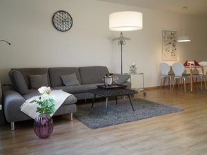 22392717-Ferienwohnung-2-Bad Sassendorf-300x225-4