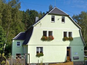 22423273-Ferienwohnung-4-Bad Schlema-300x225-1