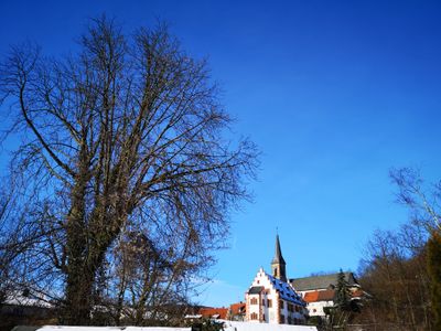 Schloss und Kirche