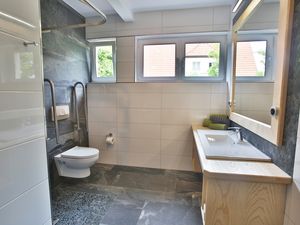 19375635-Ferienwohnung-3-Bad Staffelstein-300x225-5