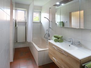 19375636-Ferienwohnung-3-Bad Staffelstein-300x225-5