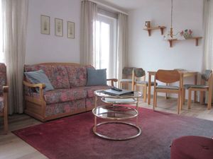 24018815-Ferienwohnung-2-Bad Steben-300x225-1