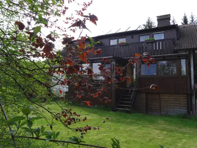 Ferienwohnung Heger Bad Steben, Gartenansicht