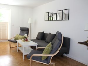 23154947-Ferienwohnung-4-Bad Sülze-300x225-3