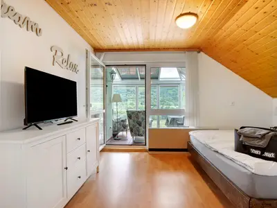 Photo, INSIDE, OUTSIDE