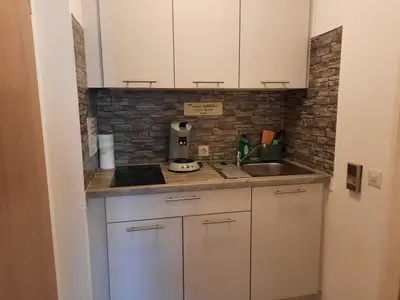 KITCHEN, INSIDE