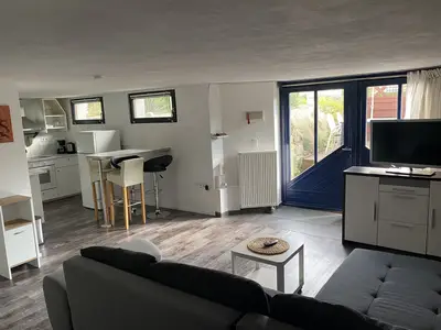 Photo, INSIDE, OUTSIDE