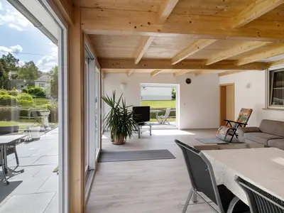 Photo, INSIDE, OUTSIDE