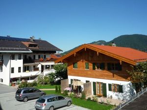 18309224-Ferienwohnung-3-Bad Wiessee-300x225-5