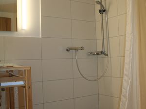 19306242-Ferienwohnung-2-Bad Wiessee-300x225-2